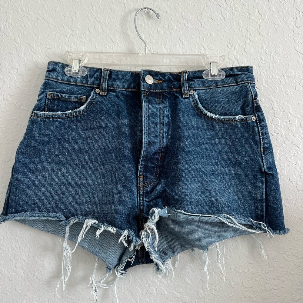 Distressed jean shorts